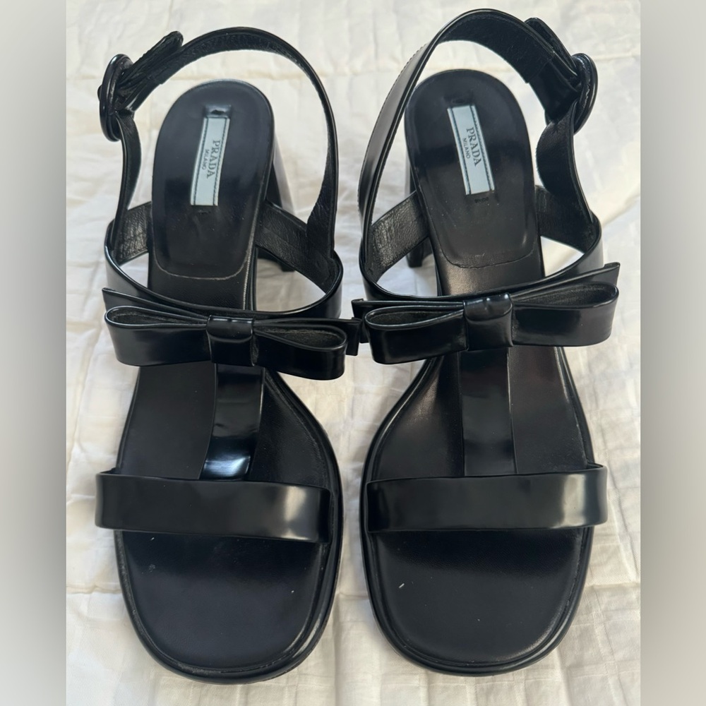 PRADA Black Patent Leather T-Strap Sandals with Bow Detail Block Heel Size 40